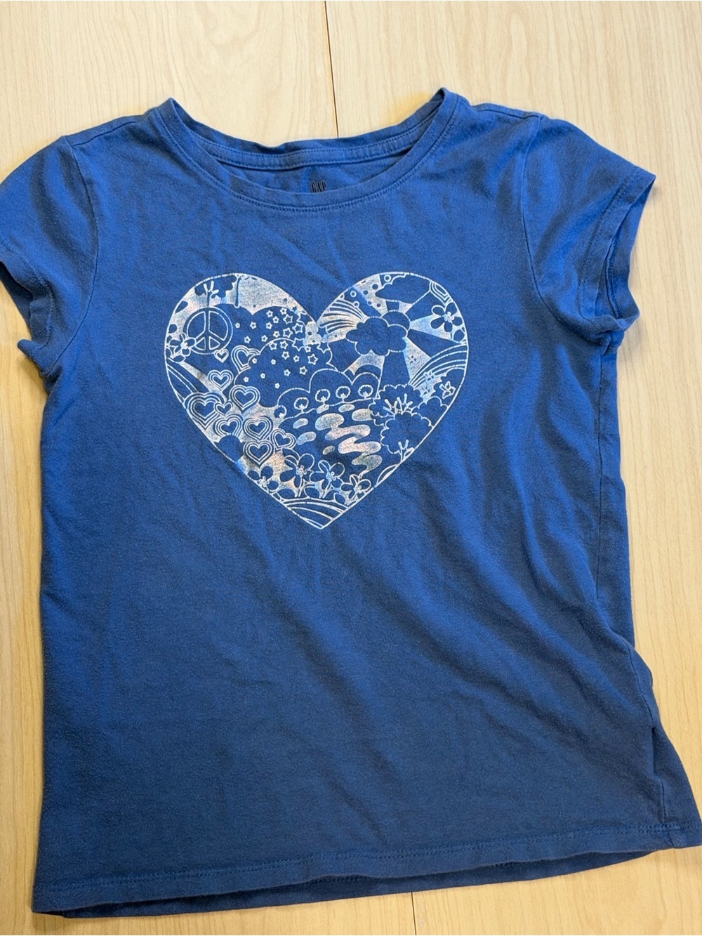 GAP Blue Short Sleeve Tee with White Heart Graphic